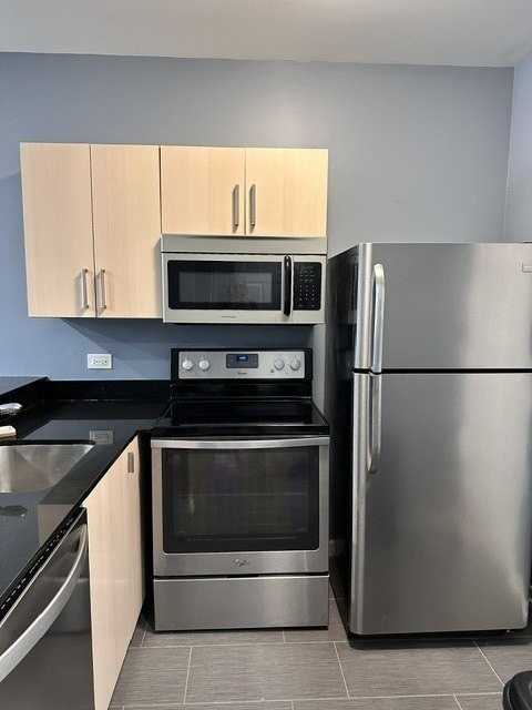 680 S Federal St #909 - Photo 4 of 26
