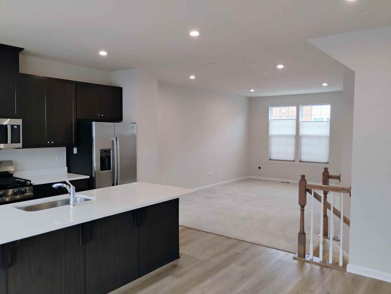 936 Jenkins Ct - Photo 7 of 29