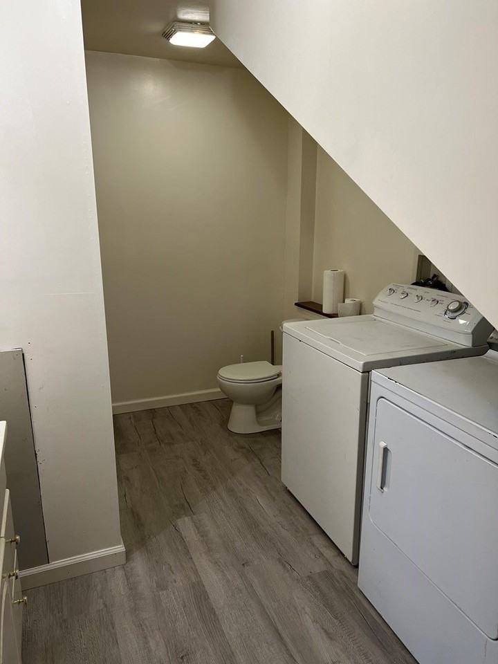 206 Main St - Photo 4 of 9