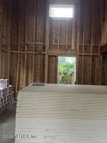 218 7th Ave S - Photo 3 of 5
