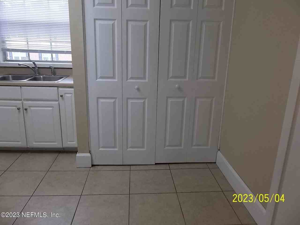 4915 Baymeadows Rd #11C - Photo 5 of 16