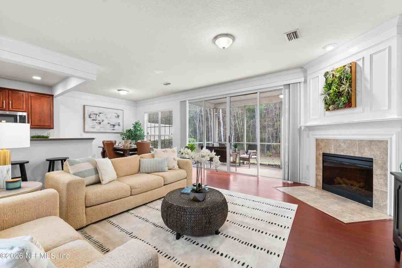 3897 Lionheart Dr - Photo 3 of 37