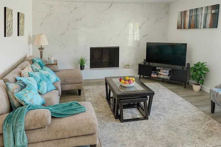 E El Camino Dr - Photo 3 of 27