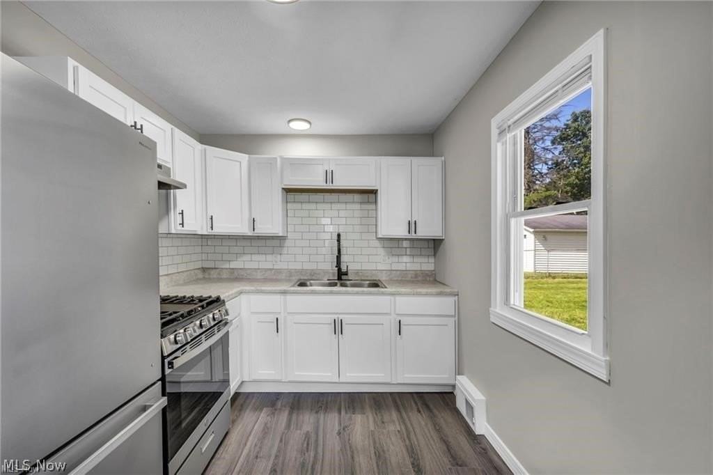 1291 Hardesty Blvd - Photo 4 of 17