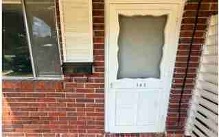 featured image of 1094 Sw Mcfarlane Ave
