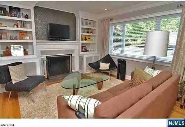 66 Glen Blvd - Photo 2 of 19