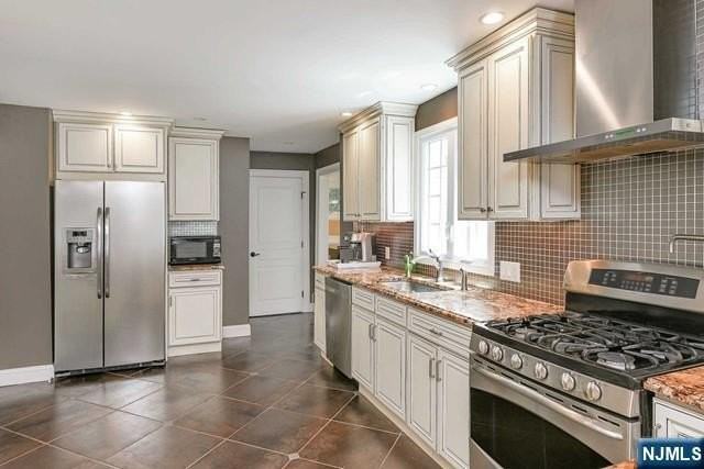 66 Glen Blvd - Photo 4 of 19
