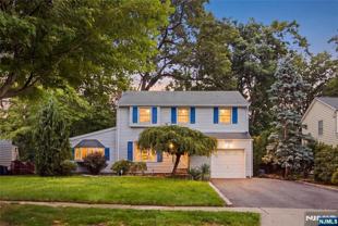 557 Monroe Ct - Photo 1 of 1
