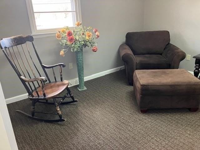81 Portsmouth Ave #B - Photo 3 of 16