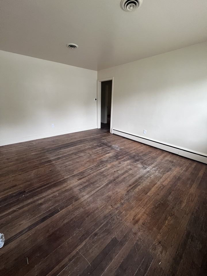 815 Spring Ave #1 - Photo 2 of 6