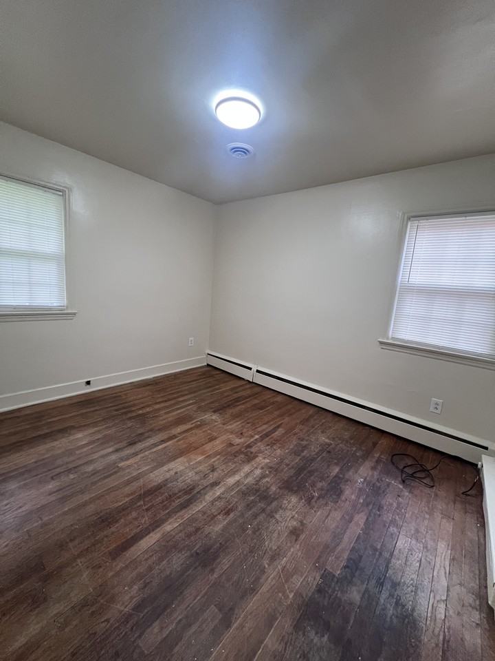 815 Spring Ave #1 - Photo 5 of 6