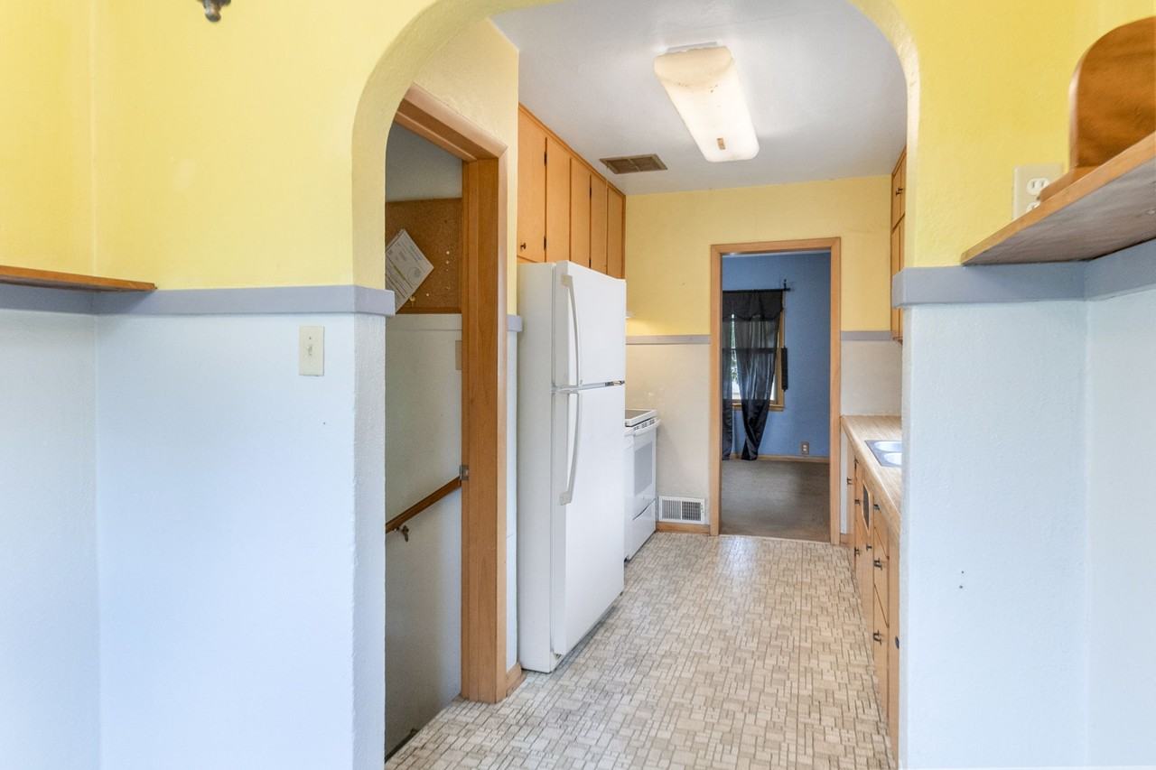 3310 Rownd St #1 - Photo 4 of 16