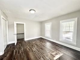 featured image of 921 W Grand Ave #2