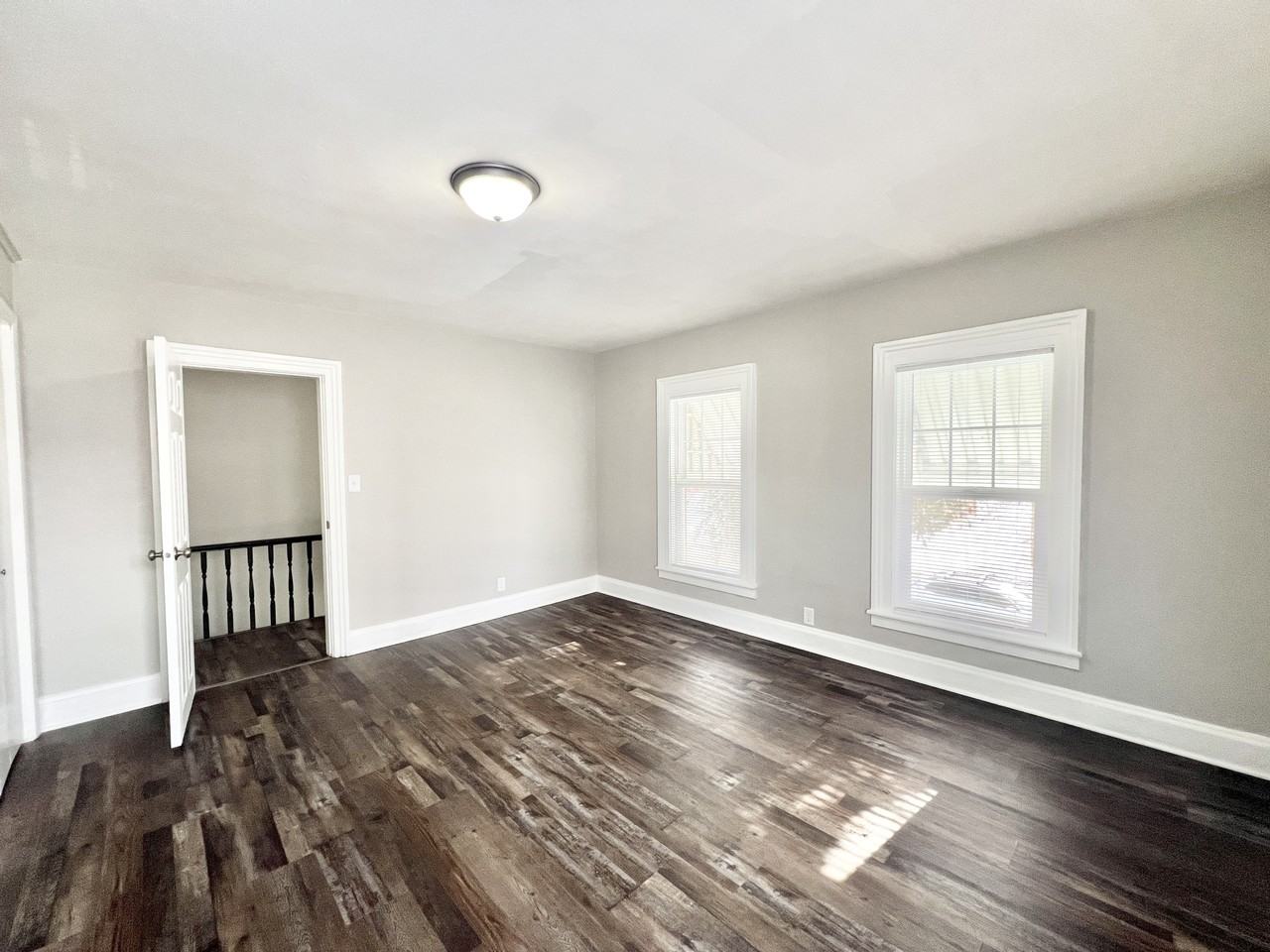 921 W Grand Ave #2 - Photo 2 of 26