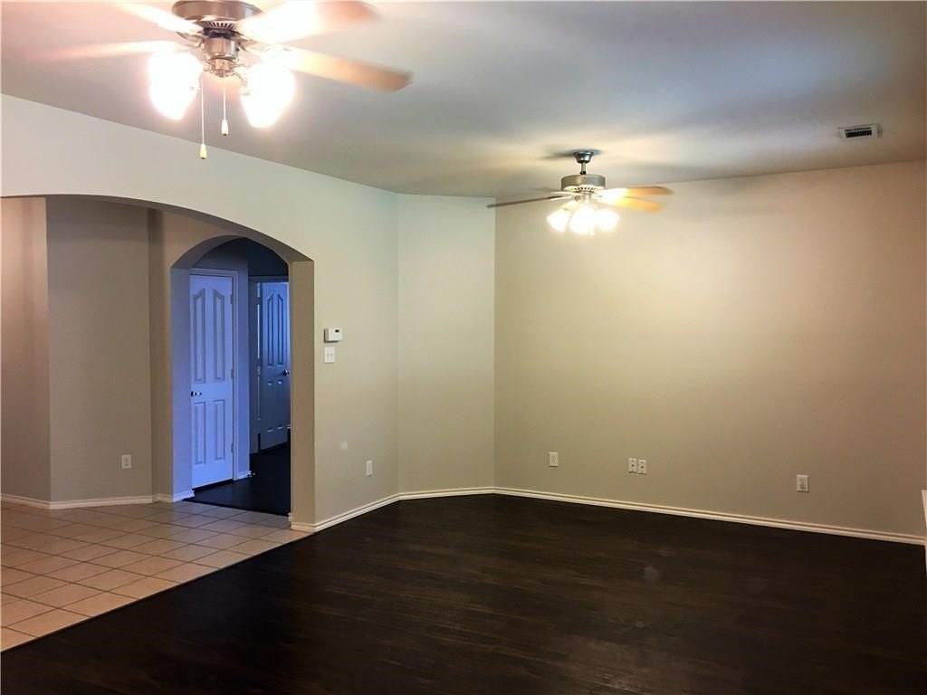 8004 Ranchvale Ln - Photo 4 of 27