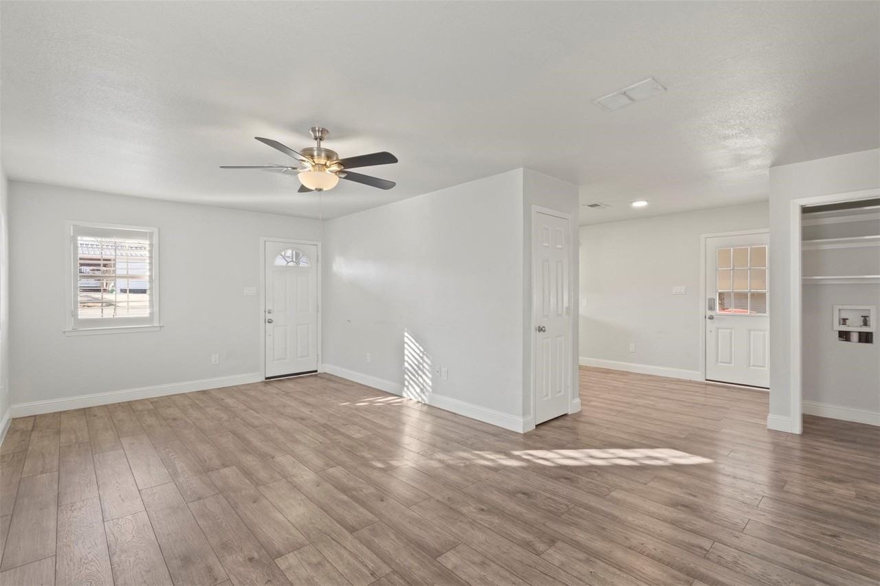 314 Woodard St - Photo 5 of 37