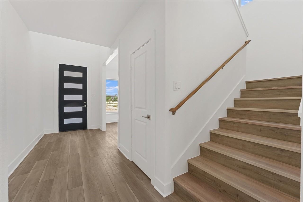 3786 Wenatche Dr - Photo 3 of 30