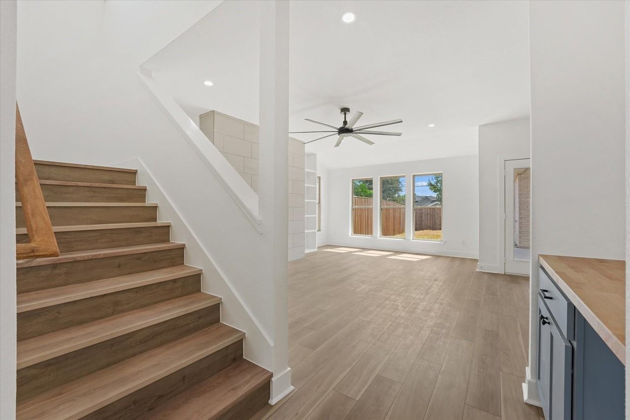 3786 Wenatche Dr - Photo 5 of 30