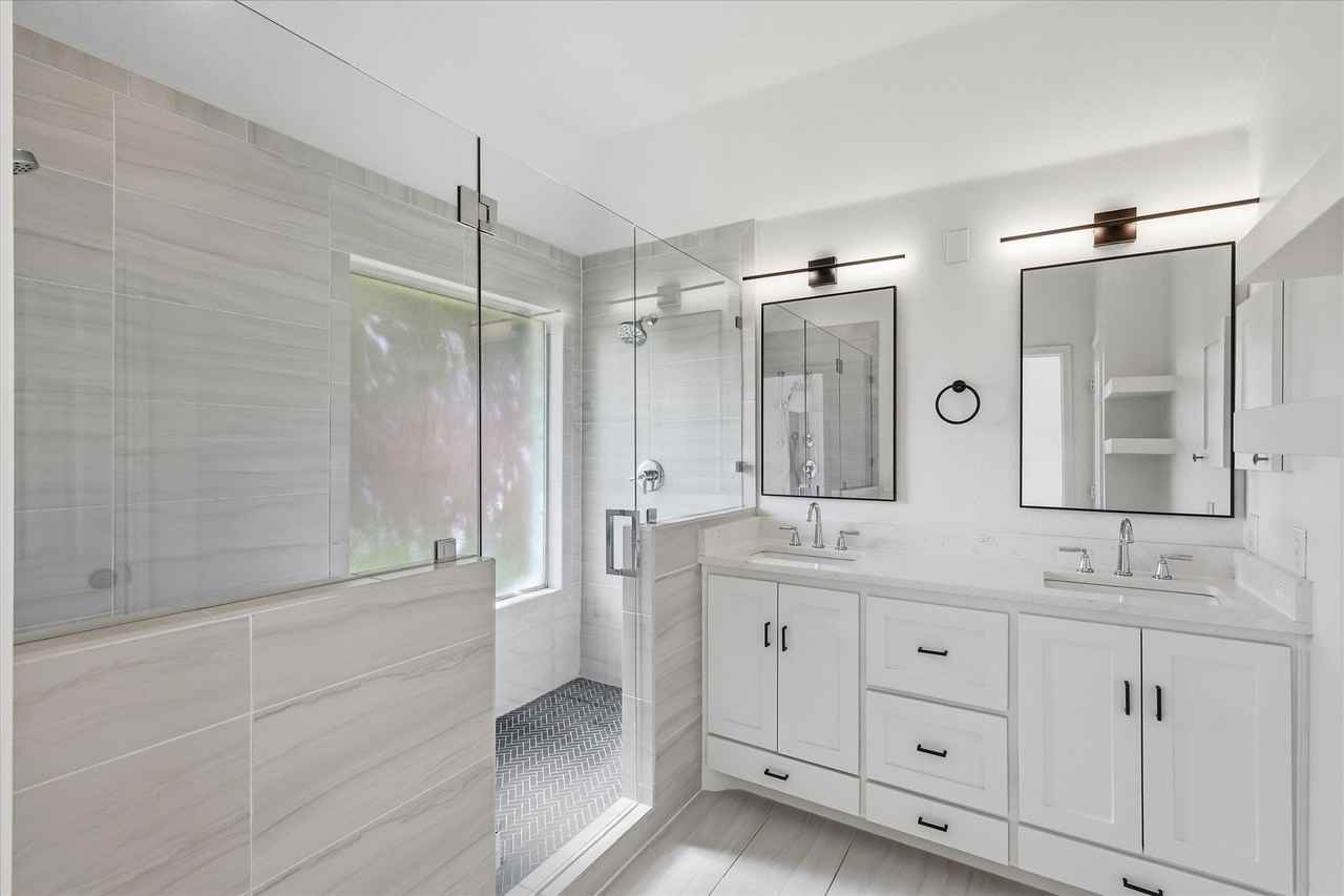 11248 Blackhawk Dr - Photo 6 of 33