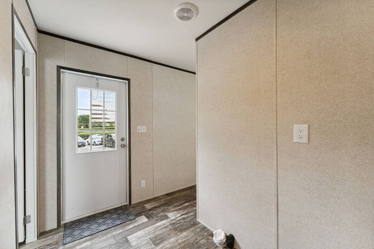 610 S Heather Way #54 - Photo 5 of 7
