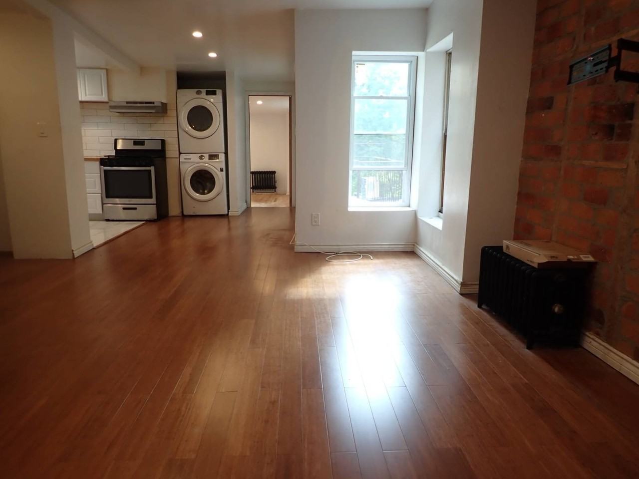 89 Clermont Ave #3 - Photo 4 of 14
