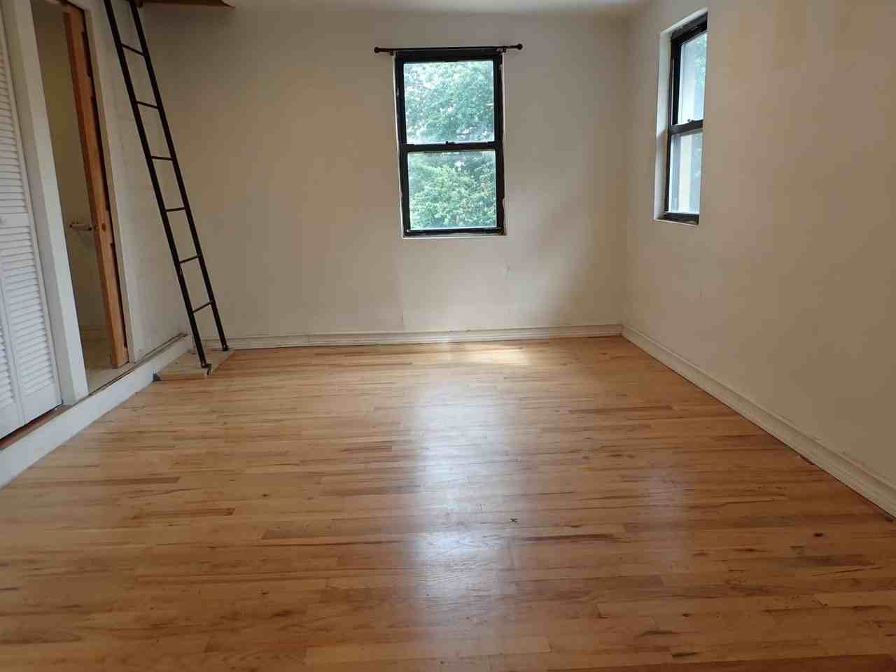 89 Clermont Ave #3 - Photo 7 of 14