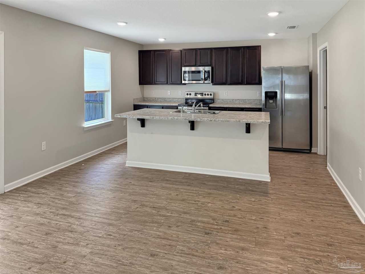 5777 Blackhorse Cir - Photo 3 of 18