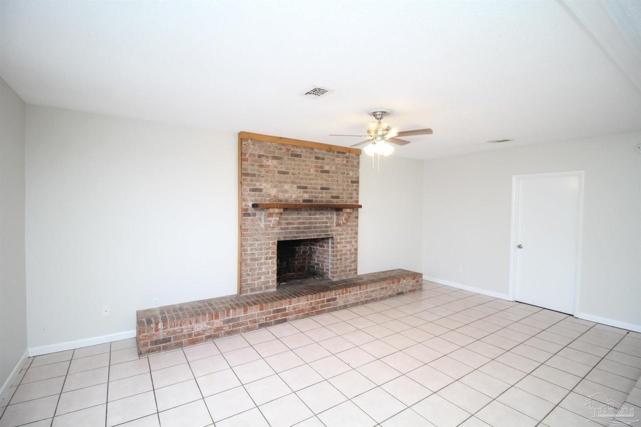 5078 Barbara Ln - Photo 3 of 16