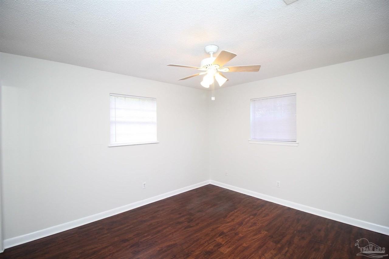 5078 Barbara Ln - Photo 7 of 16