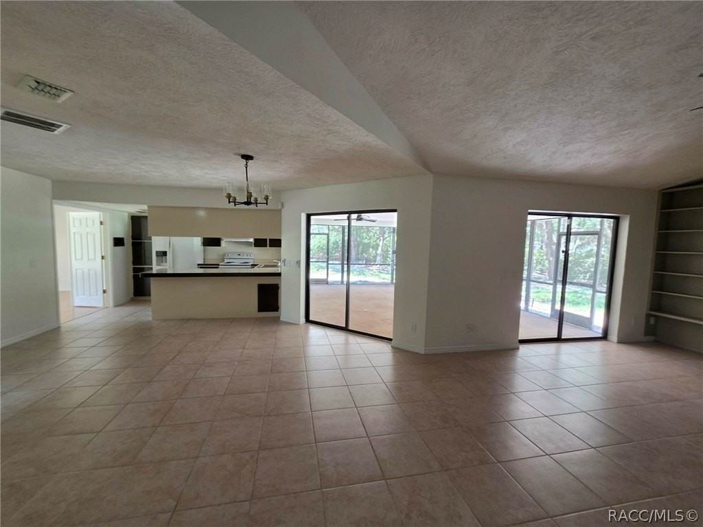 1600 W Ivorywood Dr - Photo 2 of 22
