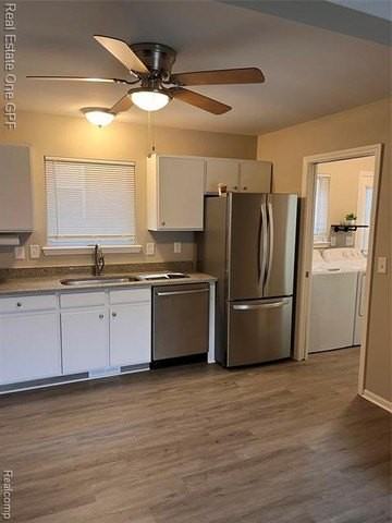 902 Beaconsfield Ave - Photo 5 of 13