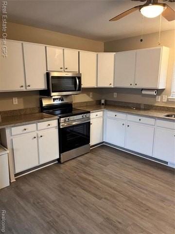 902 Beaconsfield Ave - Photo 6 of 13