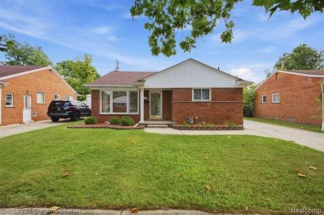 8108 Whitefield St - Photo 3 of 41