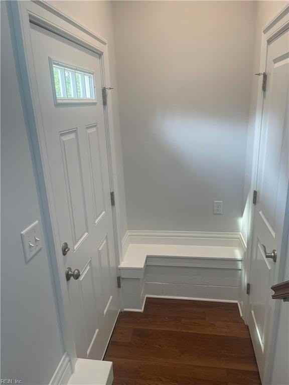 401 Virginia Ave - Photo 4 of 11