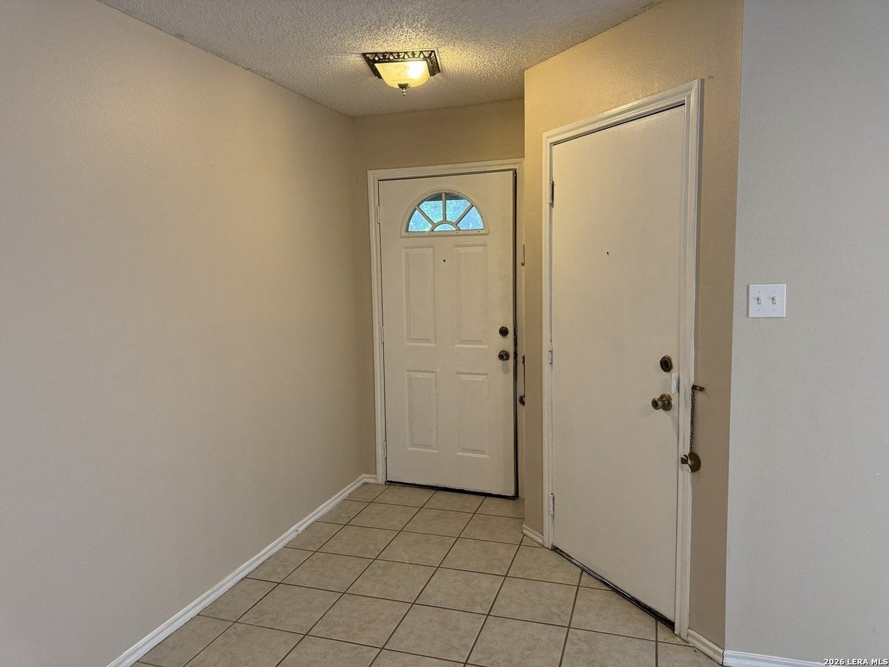 8003 Chestnut Manor Dr - Photo 3 of 18