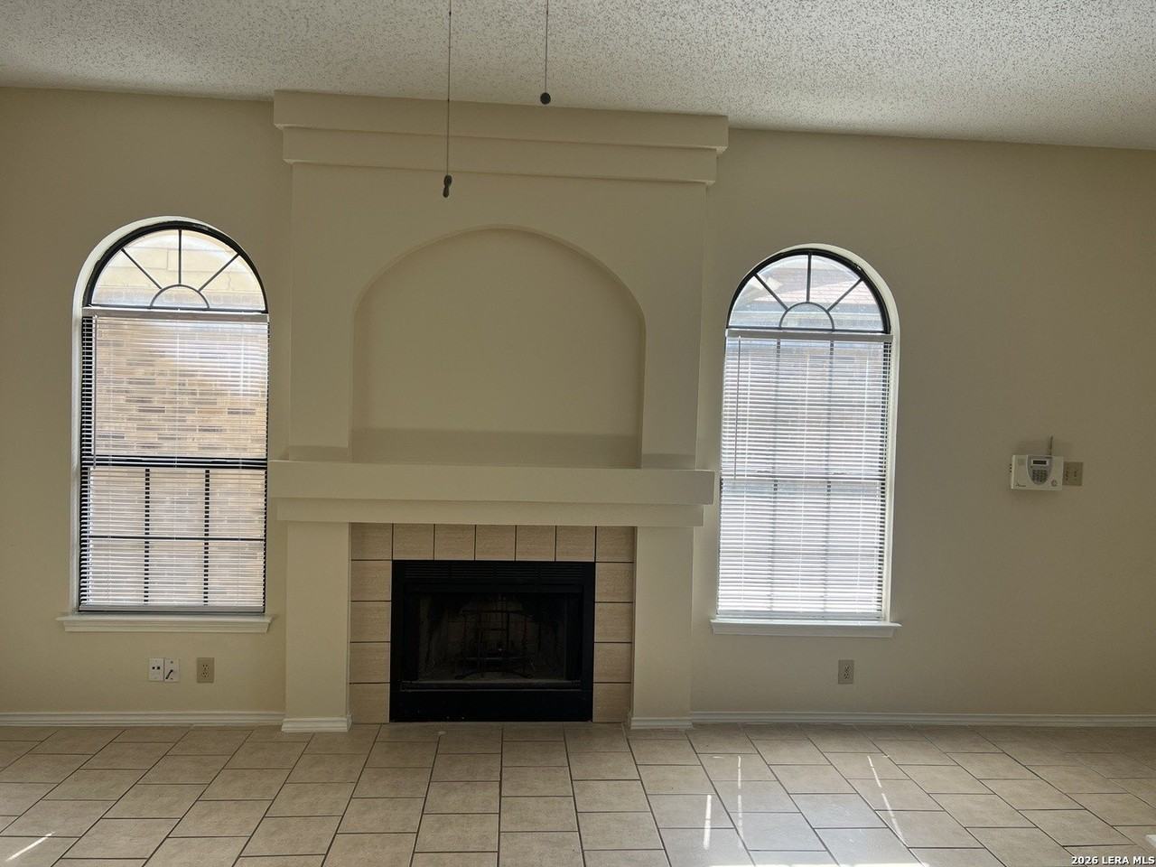 9951 Echo Plain Dr - Photo 4 of 15