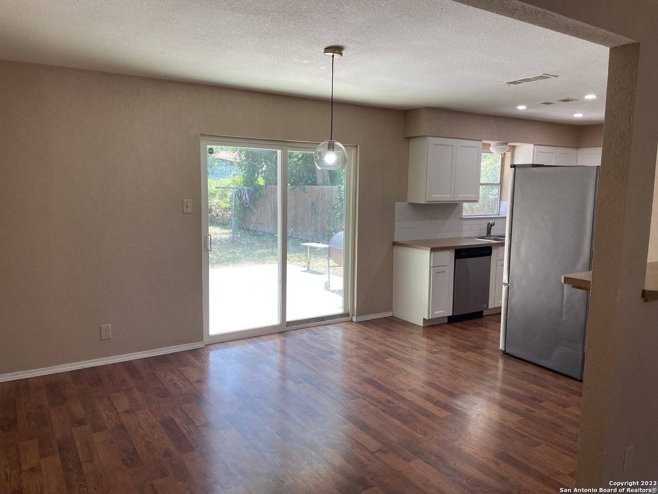 834 Porter St - Photo 6 of 12