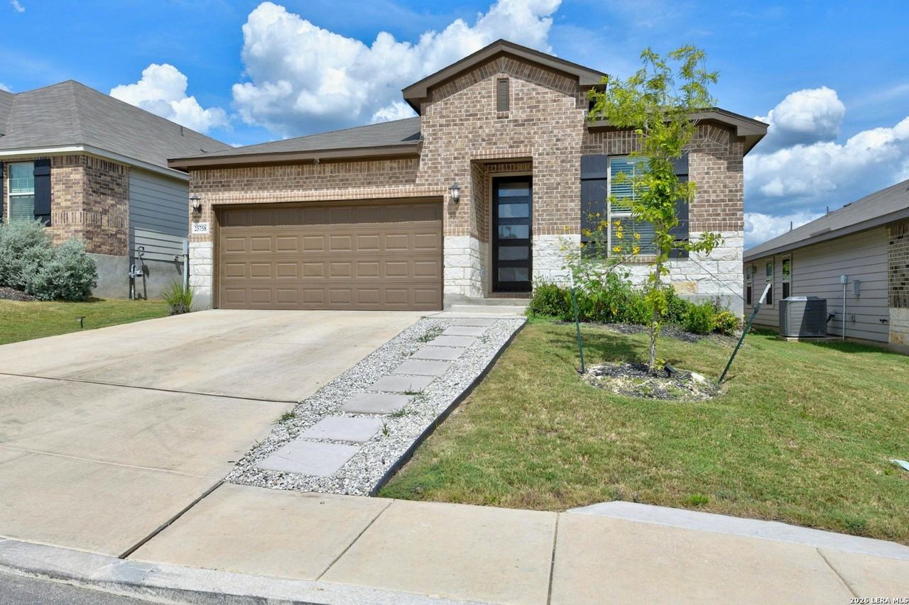 25758 Rosey Way - Photo 3 of 33