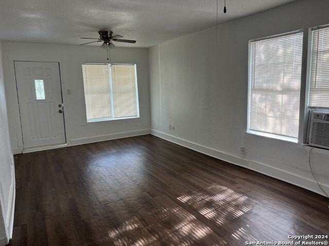 3631 W Salinas St - Photo 3 of 9