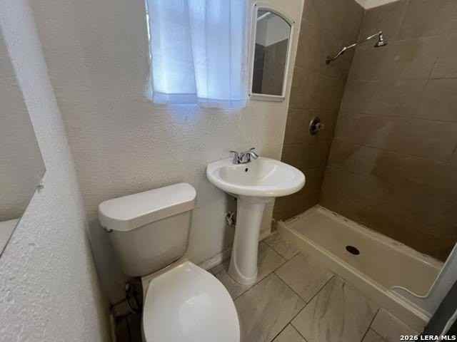 3631 W Salinas St - Photo 5 of 9