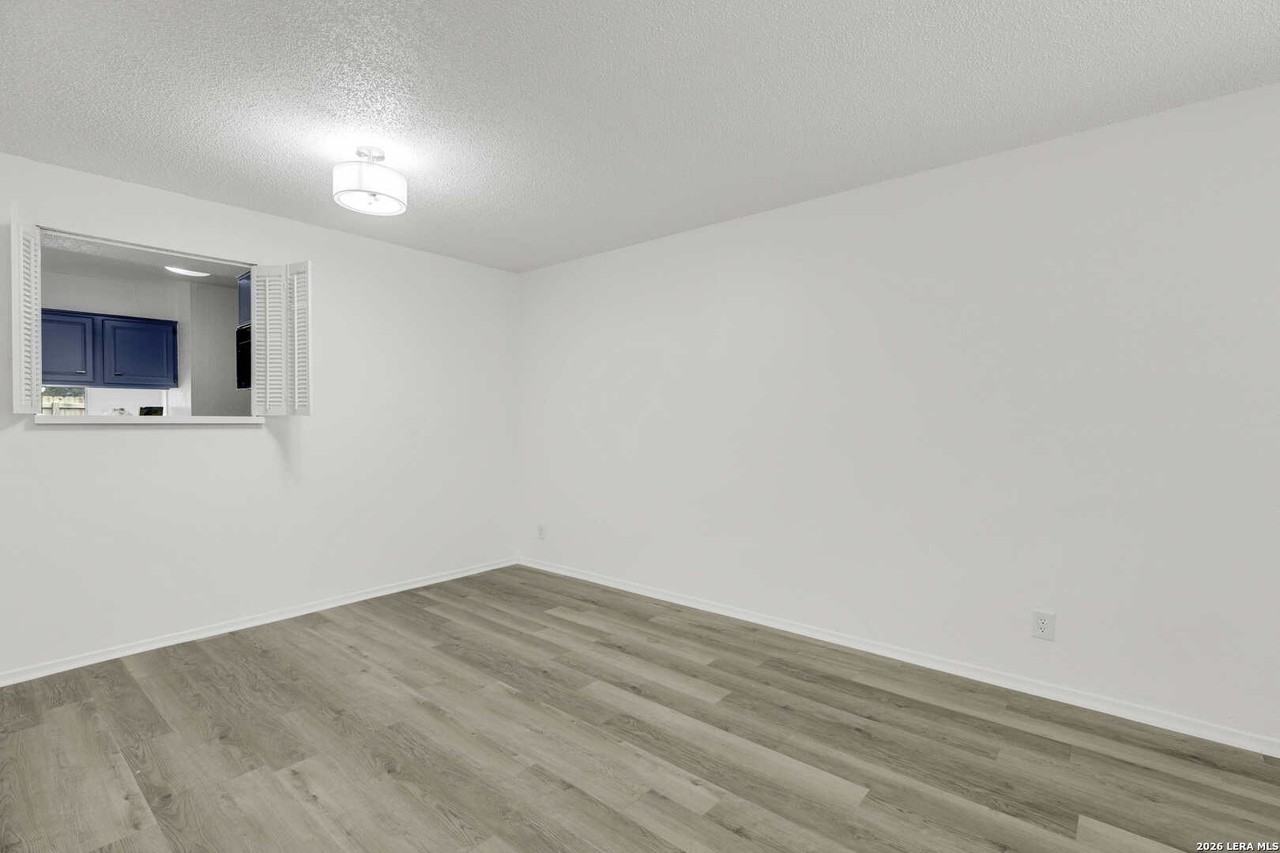 5017 Concord Rdg - Photo 3 of 26