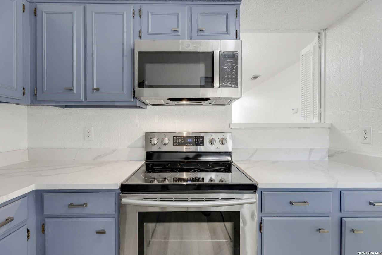5017 Concord Rdg - Photo 5 of 26