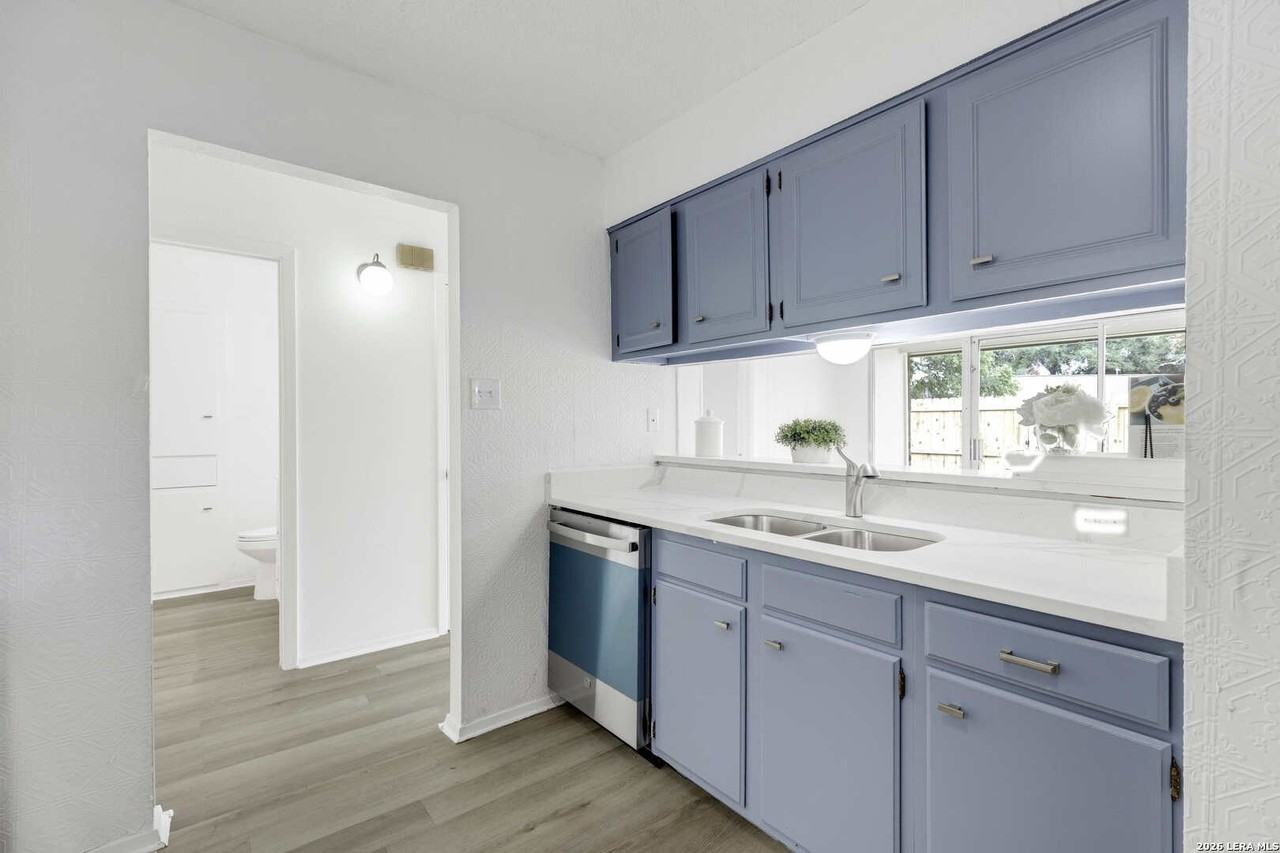 5017 Concord Rdg - Photo 7 of 26