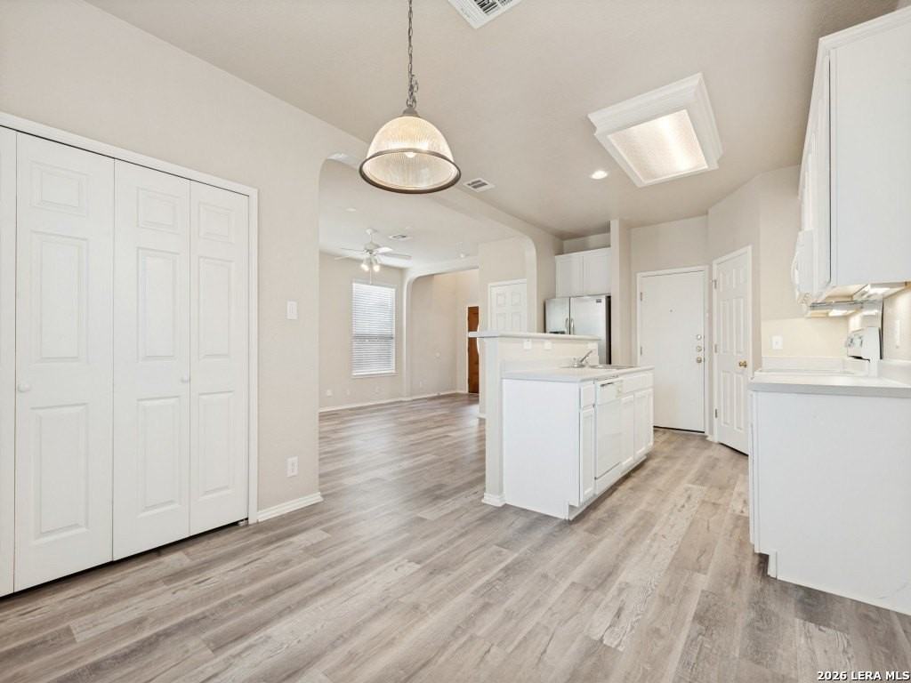 6607 Biscay Bay - Photo 3 of 12