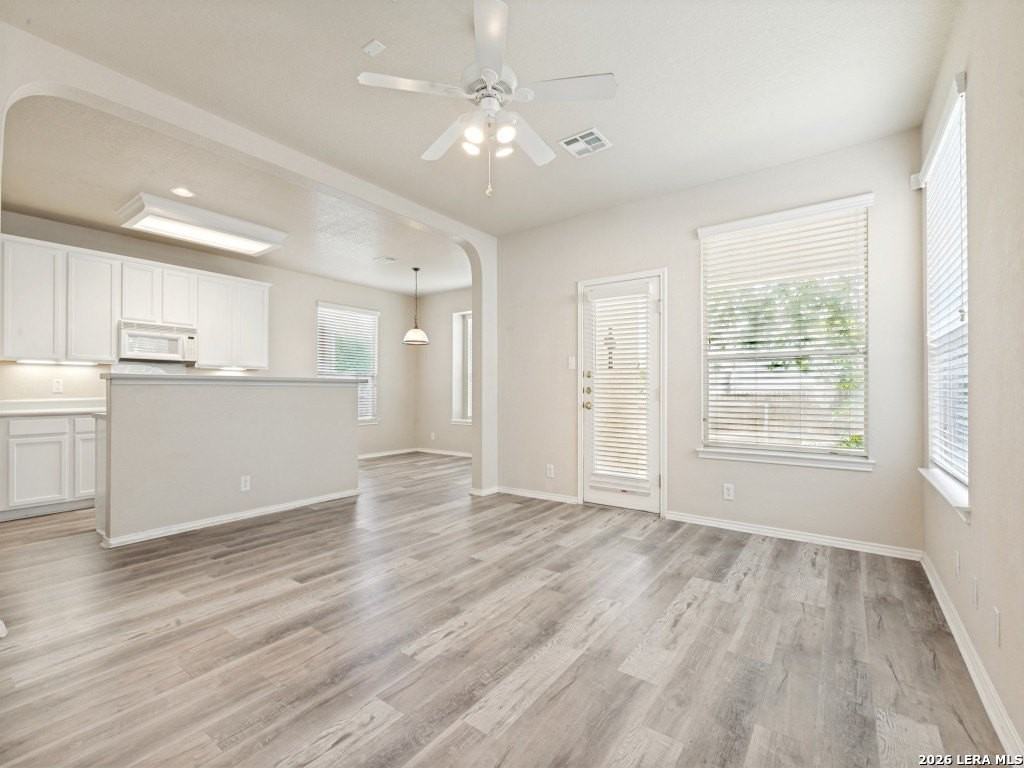 6607 Biscay Bay - Photo 4 of 12