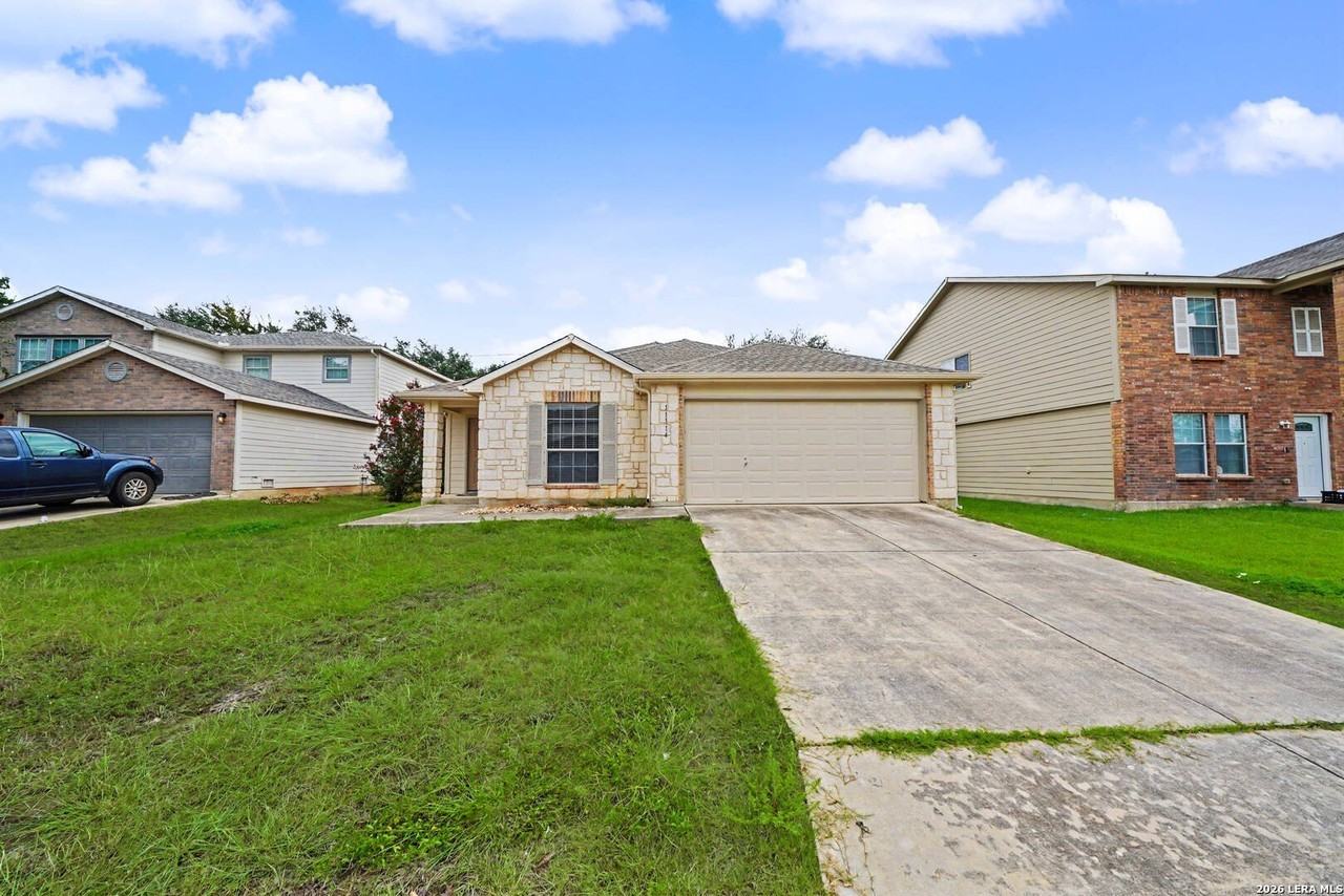 11114 Hillsdale Loop - Photo 2 of 38