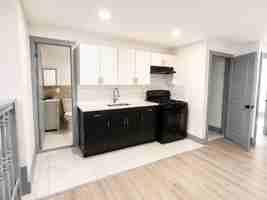 featured image of 655 S 11th St #2B