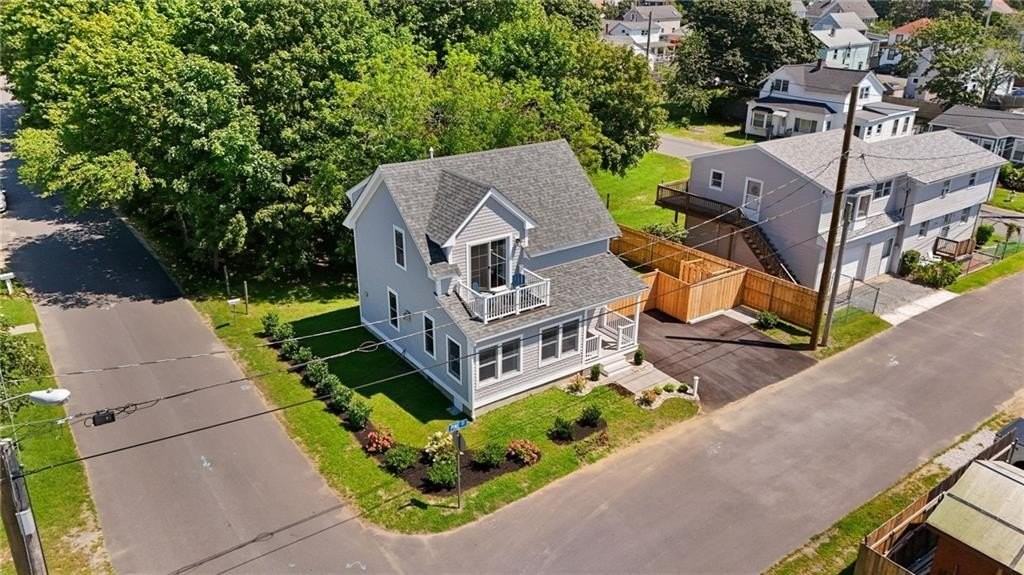 51 Pine St - Photo 2 of 45