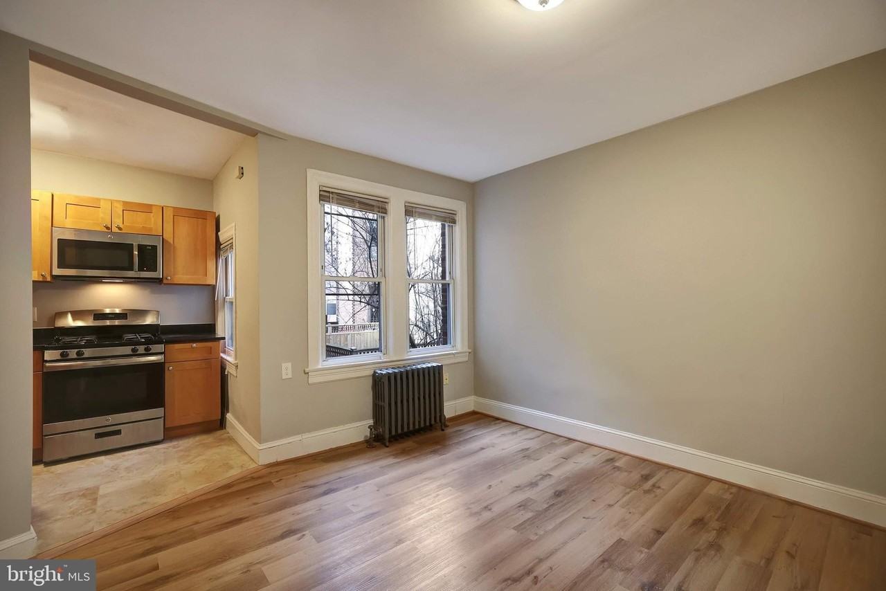 1426 12th St Nw #3 - Photo 2 of 14