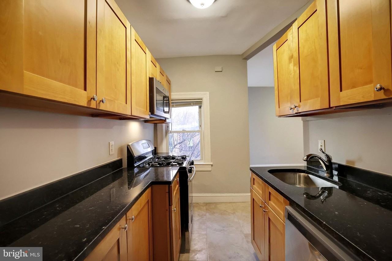 1426 12th St Nw #3 - Photo 5 of 14